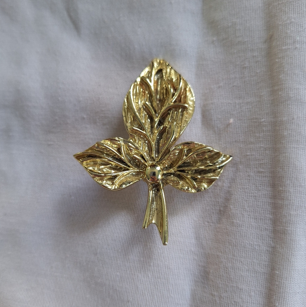 Gold Leaf Brooch